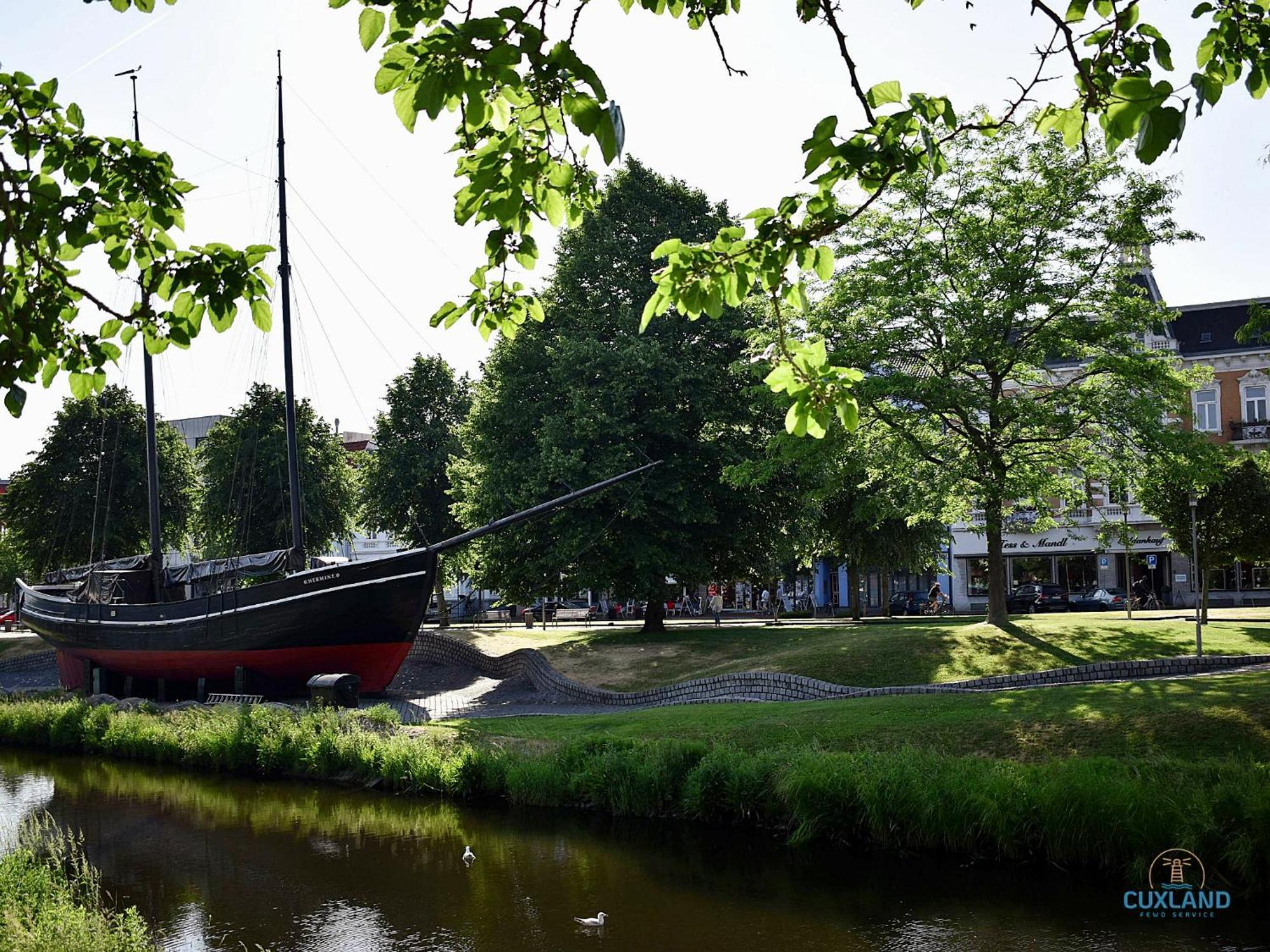 Ferienwohnung Urlaub direkt im Hafen Cuxhaven Exterior foto